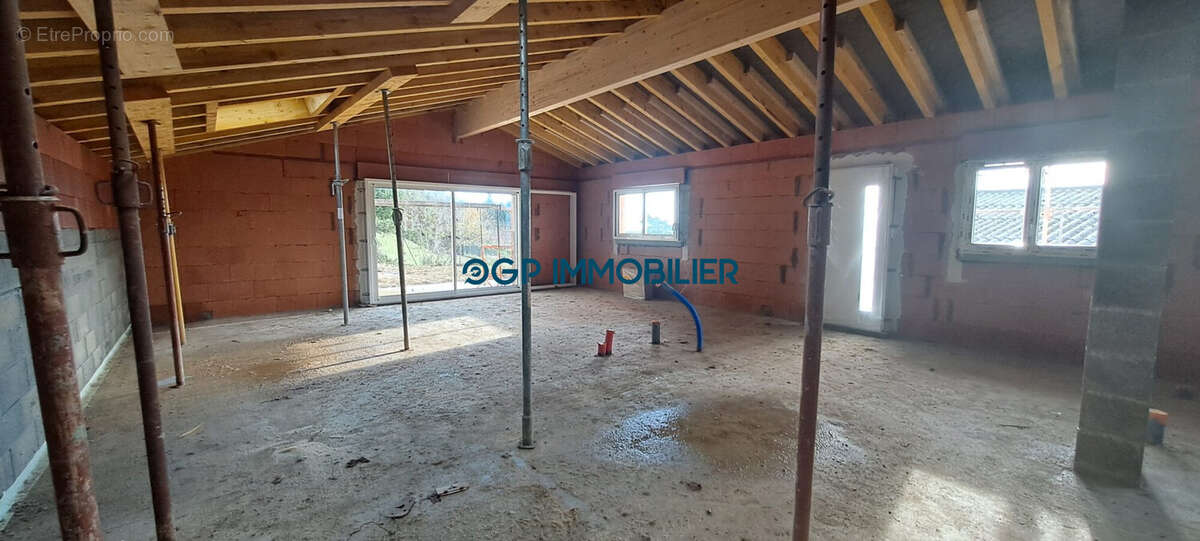 Maison à CASTELNAU-D'ESTRETEFONDS