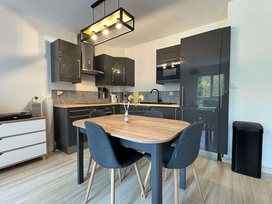 Appartement à LAMORLAYE