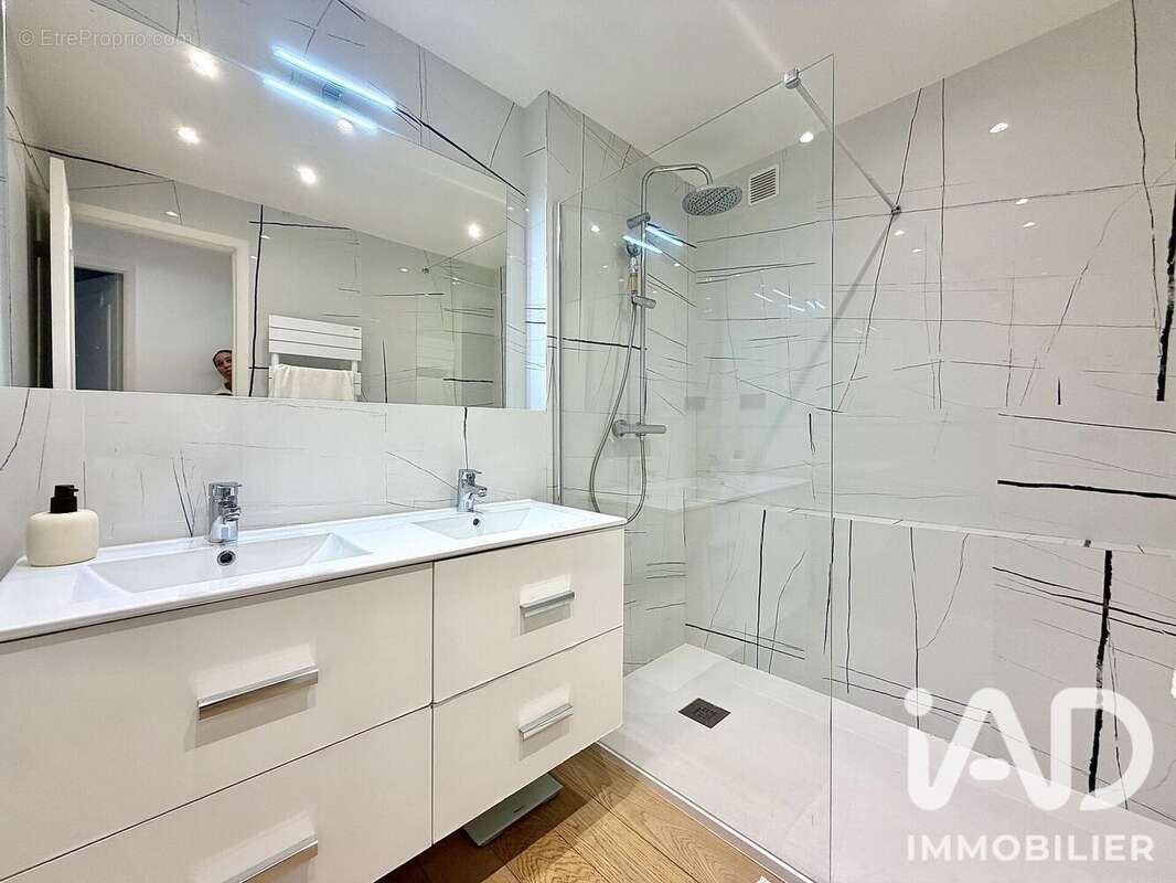 Appartement 88 m² à Nice  - photo 4