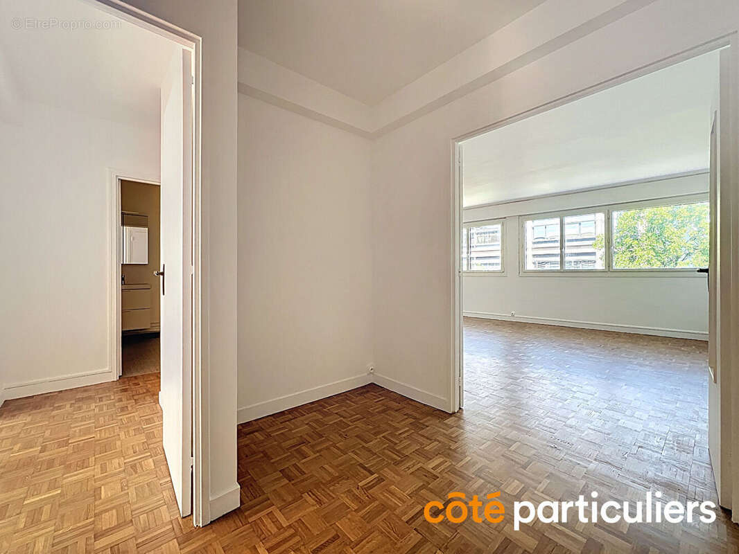 Appartement à ISSY-LES-MOULINEAUX