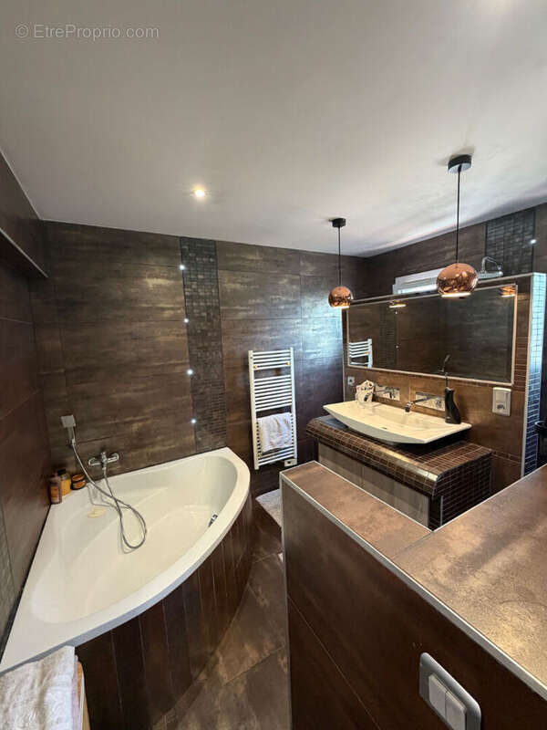 Maison 105m² à istres - photo 9