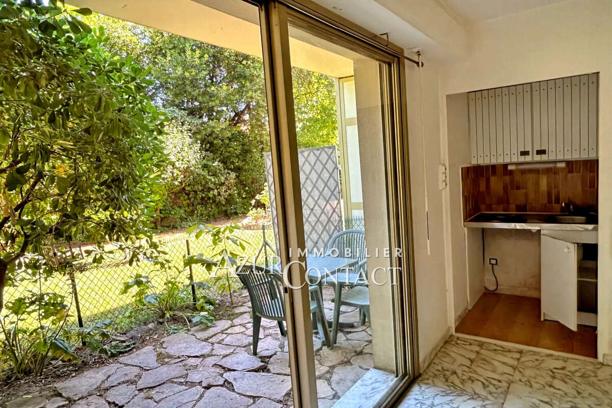 Appartement à LE CANNET