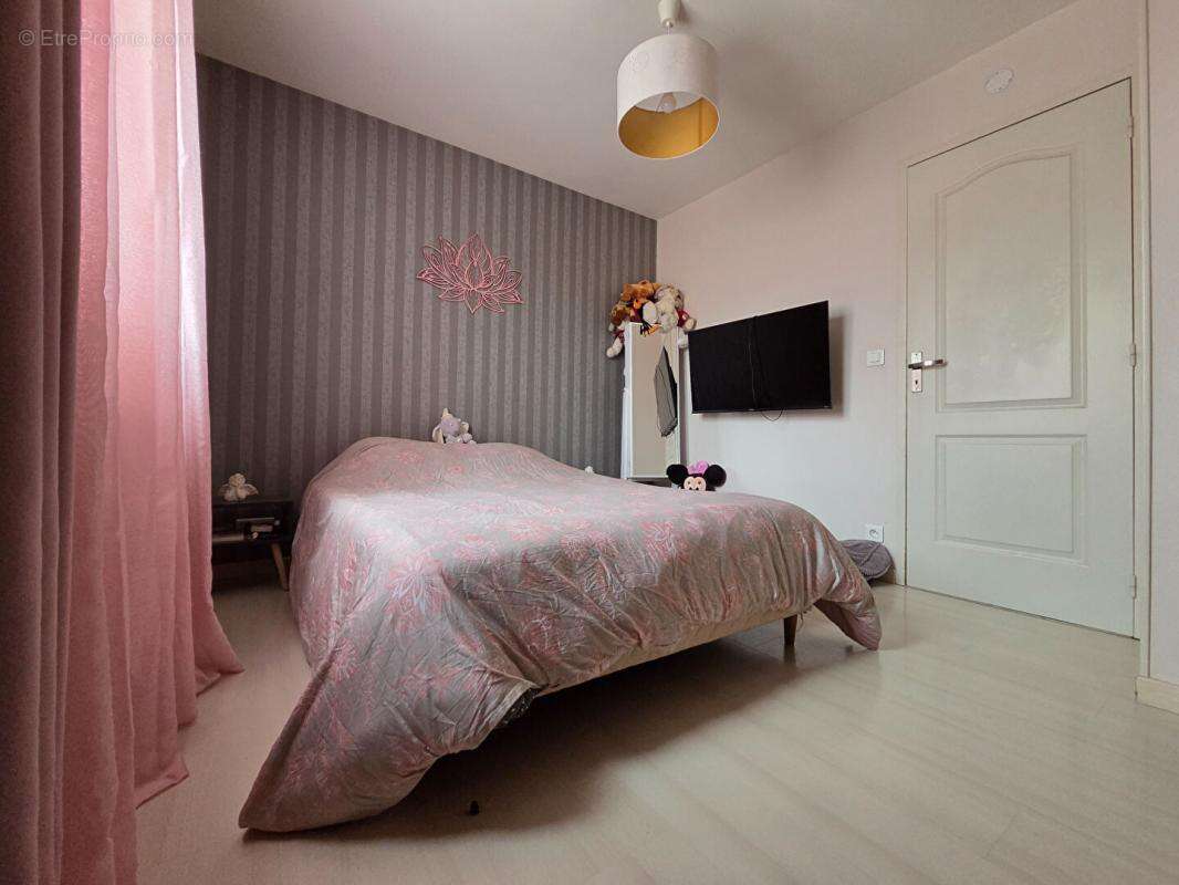 Maison 167 m² à Toury  - photo 8