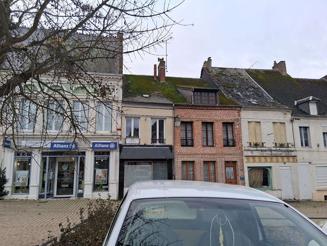 Commerce à MONTCORNET