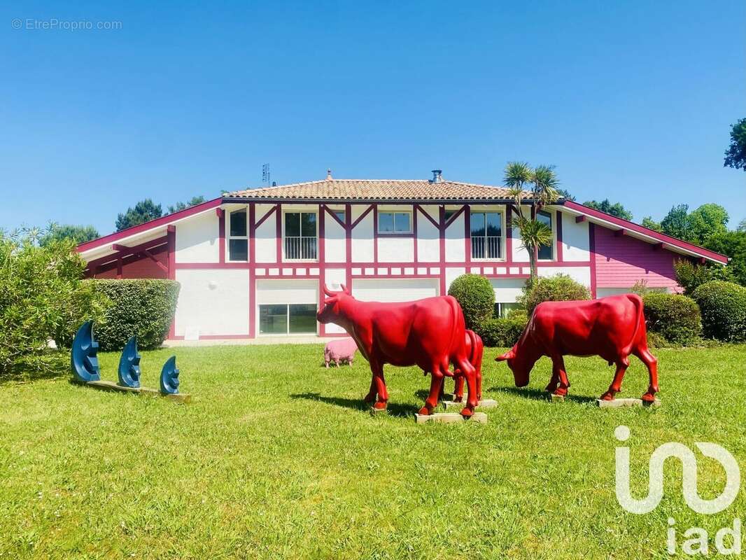 Photo 2 - Maison à SAUBION