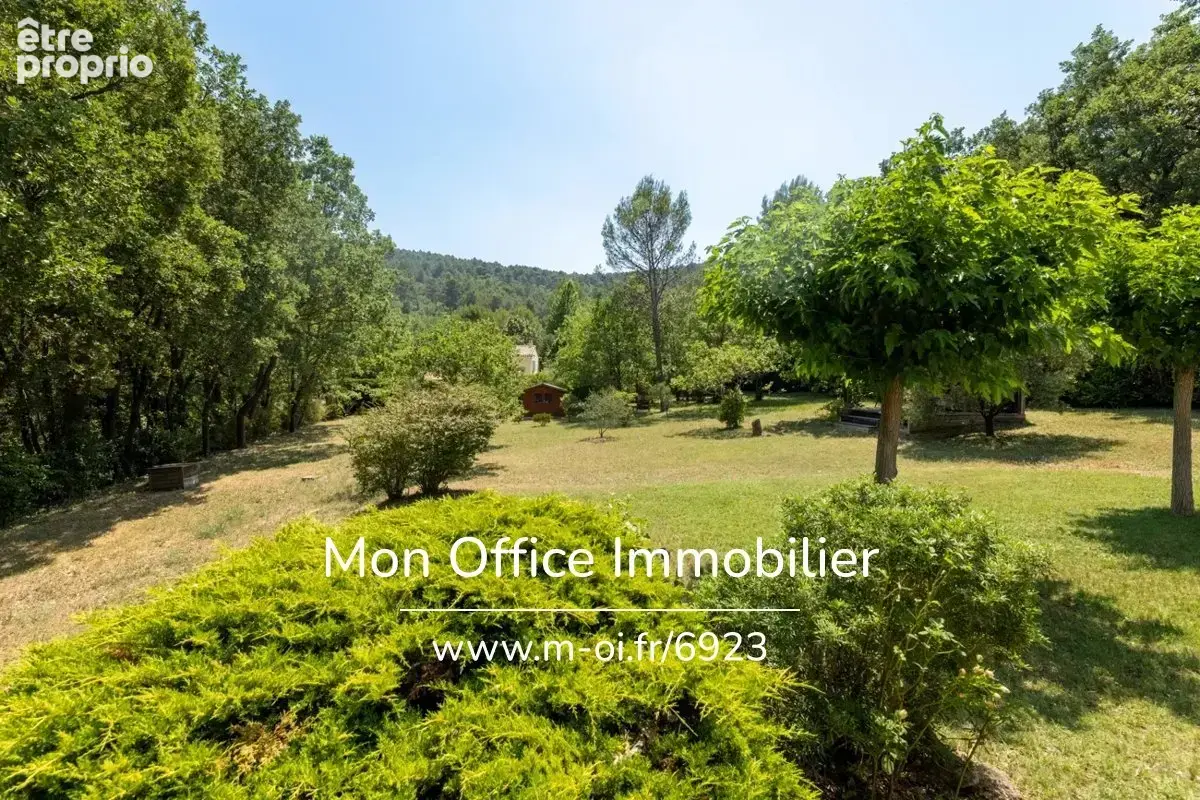 Référence : 6923-EBE. - Maison de plain-pied 120 m² sur 4 000 m² de terrain – Un havre de paix aux portes d’Aix-en-Provence - photo 7