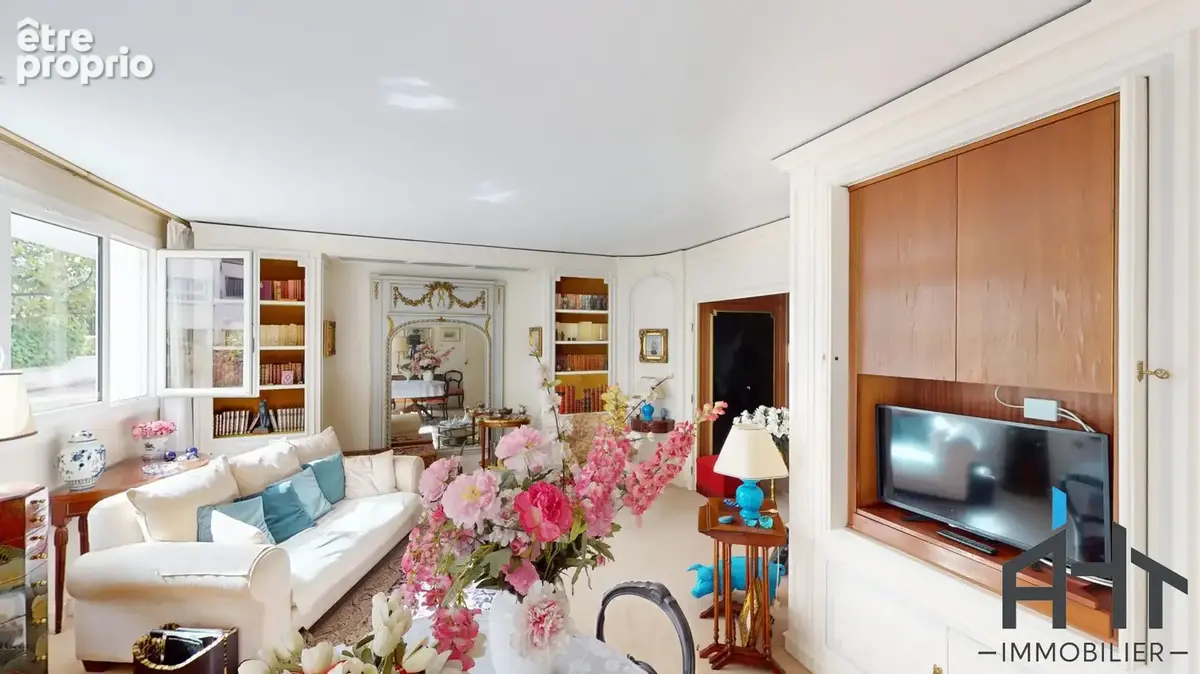 Appartement 4 pièces 76 m² à vendre à Paris-20e (75020) - photo 2