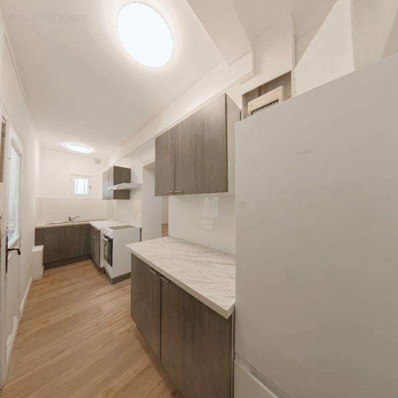 Appartement à FONTENAY-SOUS-BOIS