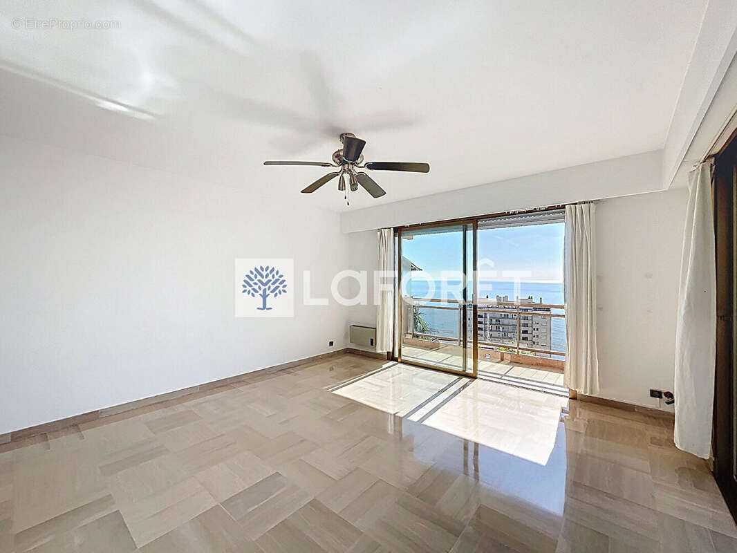 Appartement à BEAUSOLEIL