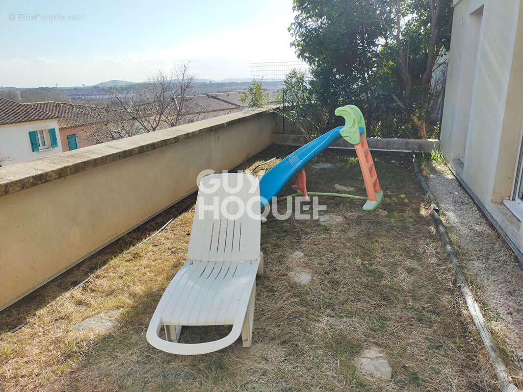 Appartement à JUVIGNAC