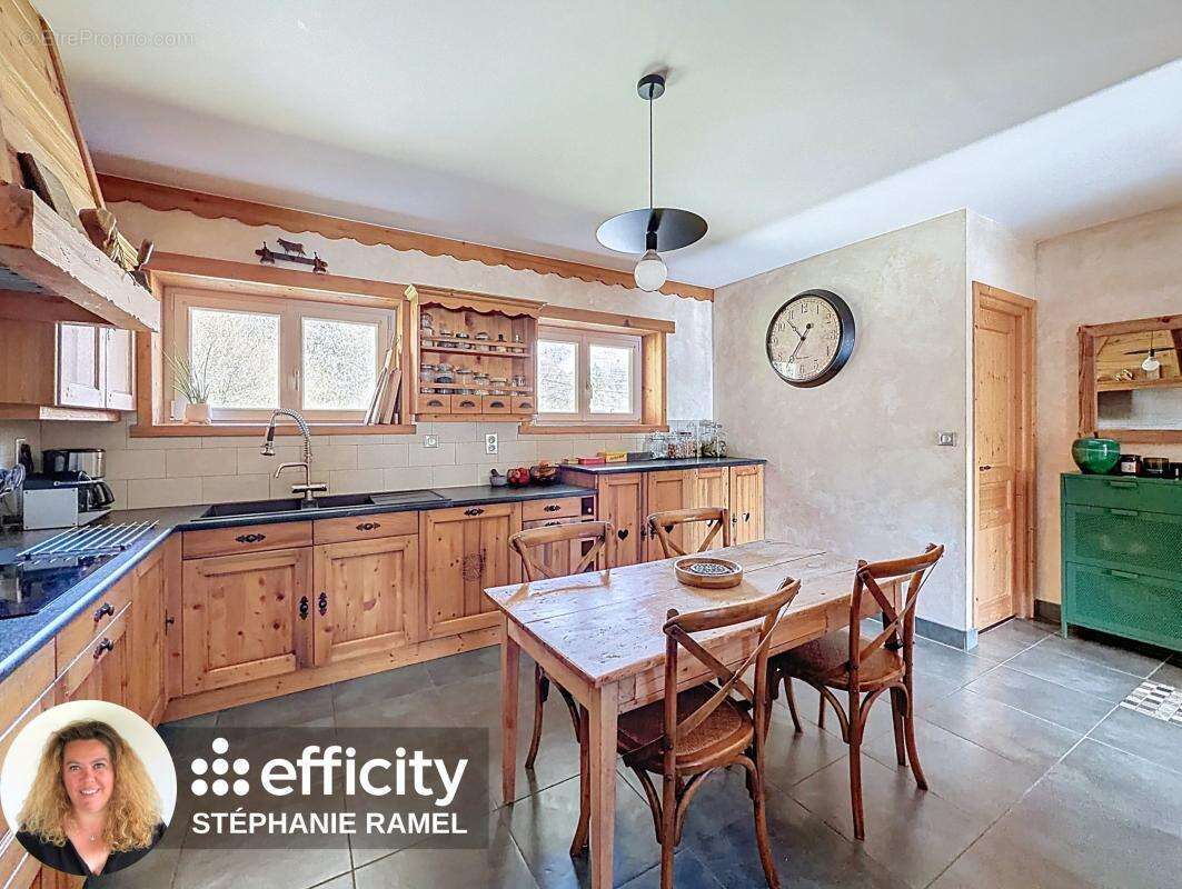Appartement à MARIGNIER