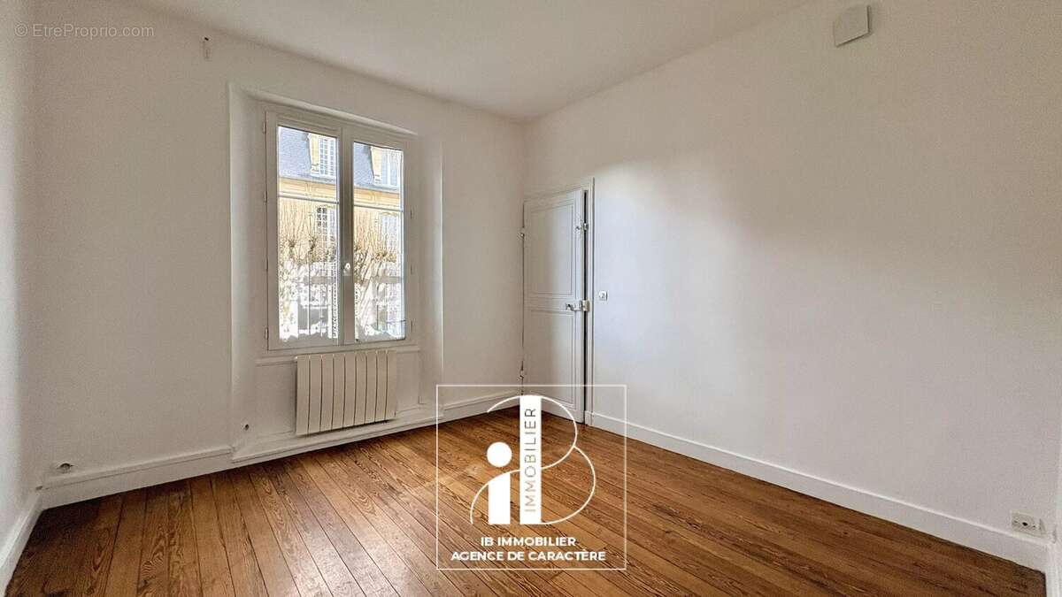 Appartement à FONTAINEBLEAU