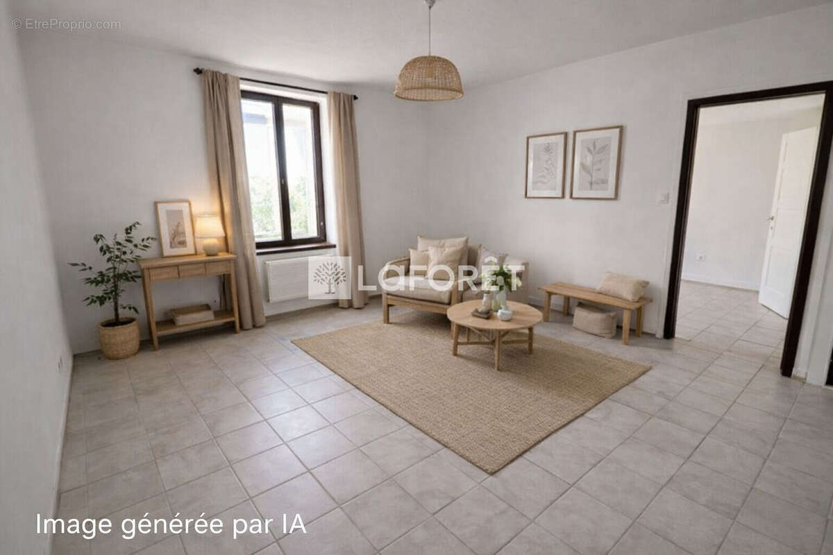 Appartement à MEZIRE
