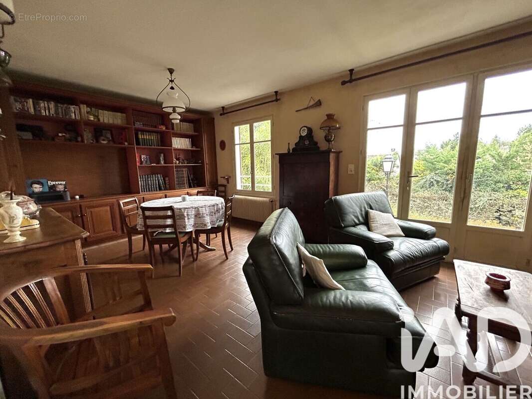 Photo 4 - Maison à CONDE-SAINTE-LIBIAIRE