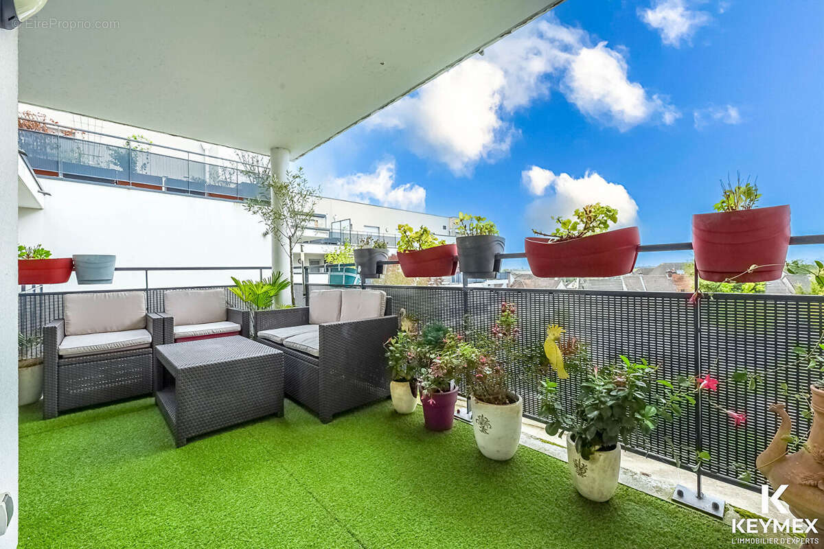 Appartement à LOUVRES