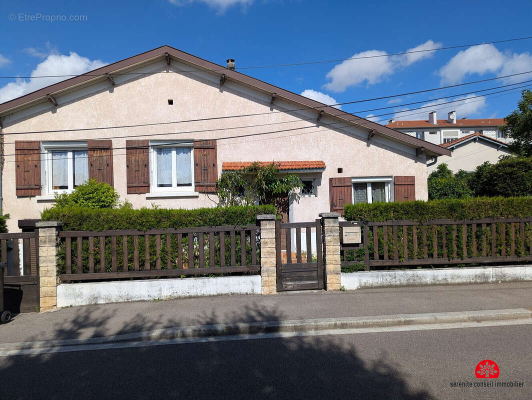 Maison à LYON-8E