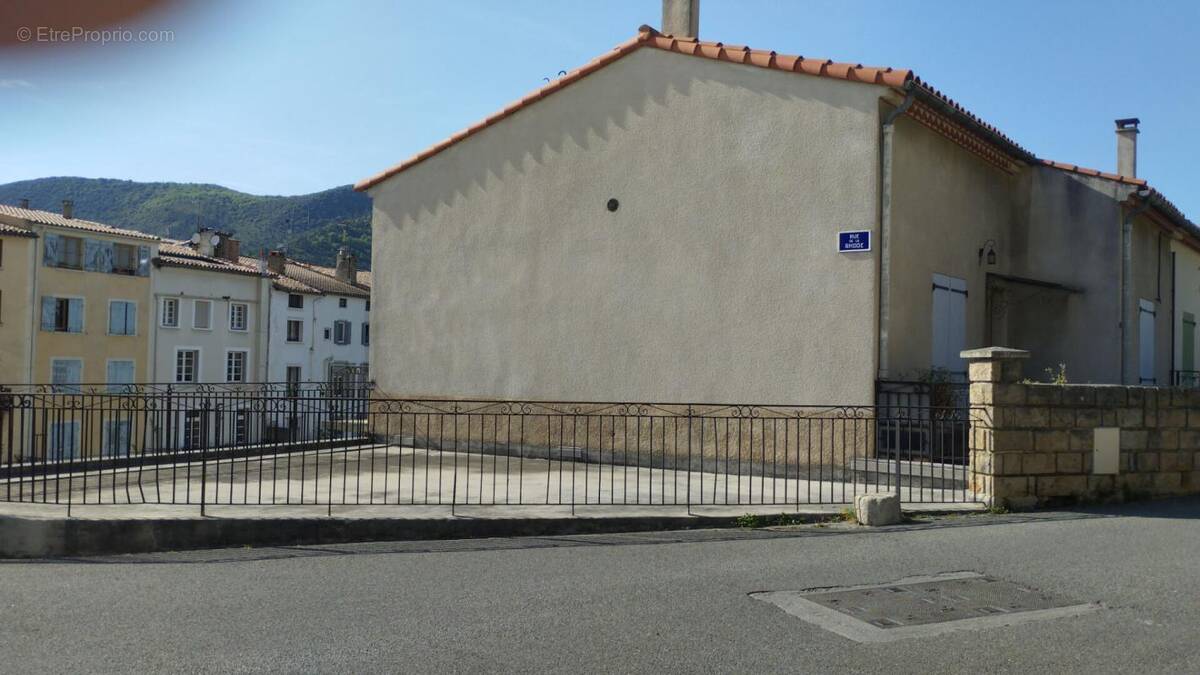 Maison à QUILLAN