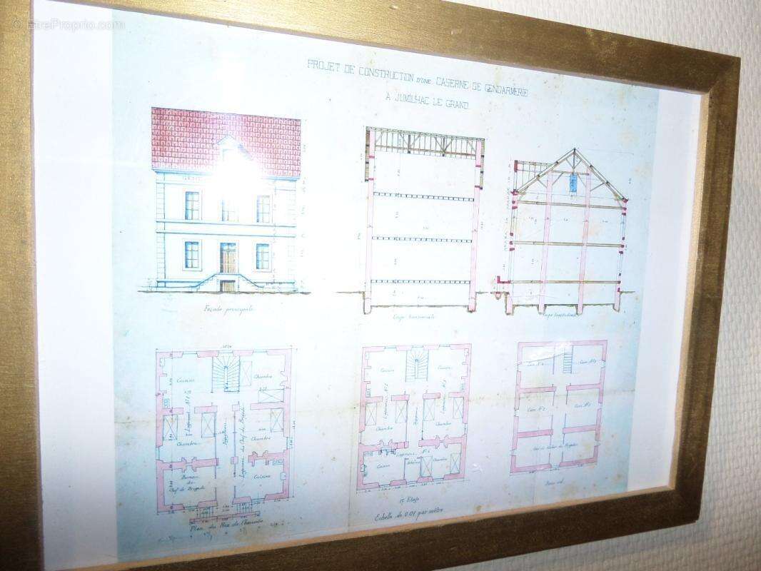 Appartement à JUMILHAC-LE-GRAND