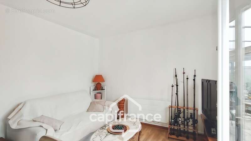 Maison à vendre 6 pièces 142 m² LALINDE (24) - Terrain 1933 m² - photo 15