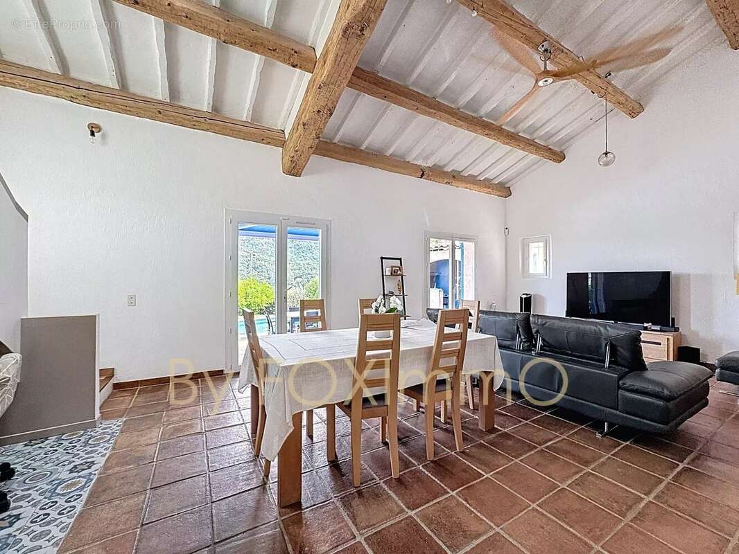 Maison à LES ADRETS-DE-L'ESTEREL