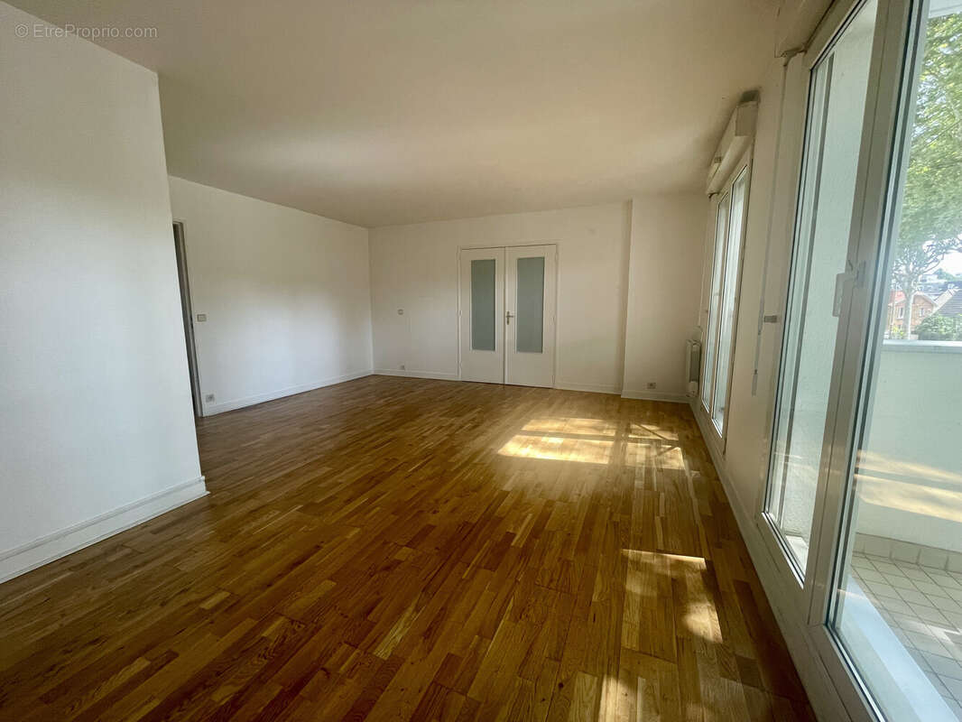 Appartement à VIROFLAY