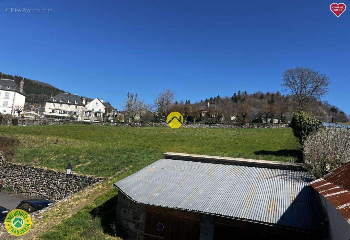 Appartement à CONDAT