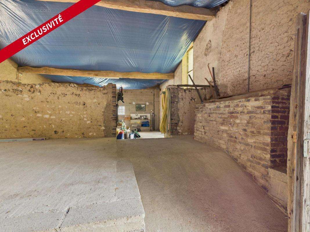 Maison à AIX-EN-OTHE