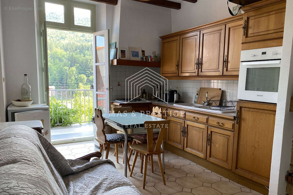 Appartement à SAINT-LAURENT-DE-CERDANS