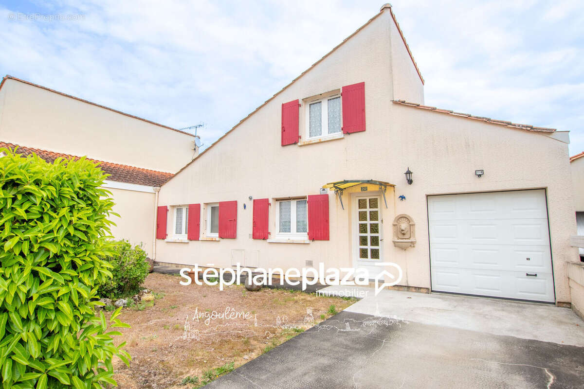 Maison à L'ISLE-D'ESPAGNAC