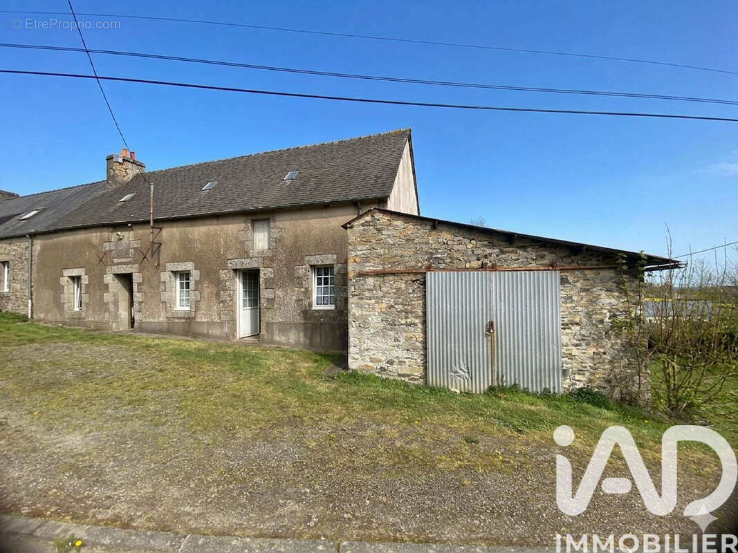 Photo 2 - Maison à LANFAINS