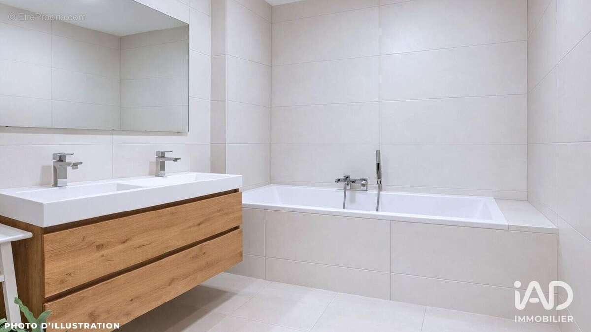Appartement 57 m² à Venissieux  - photo 3
