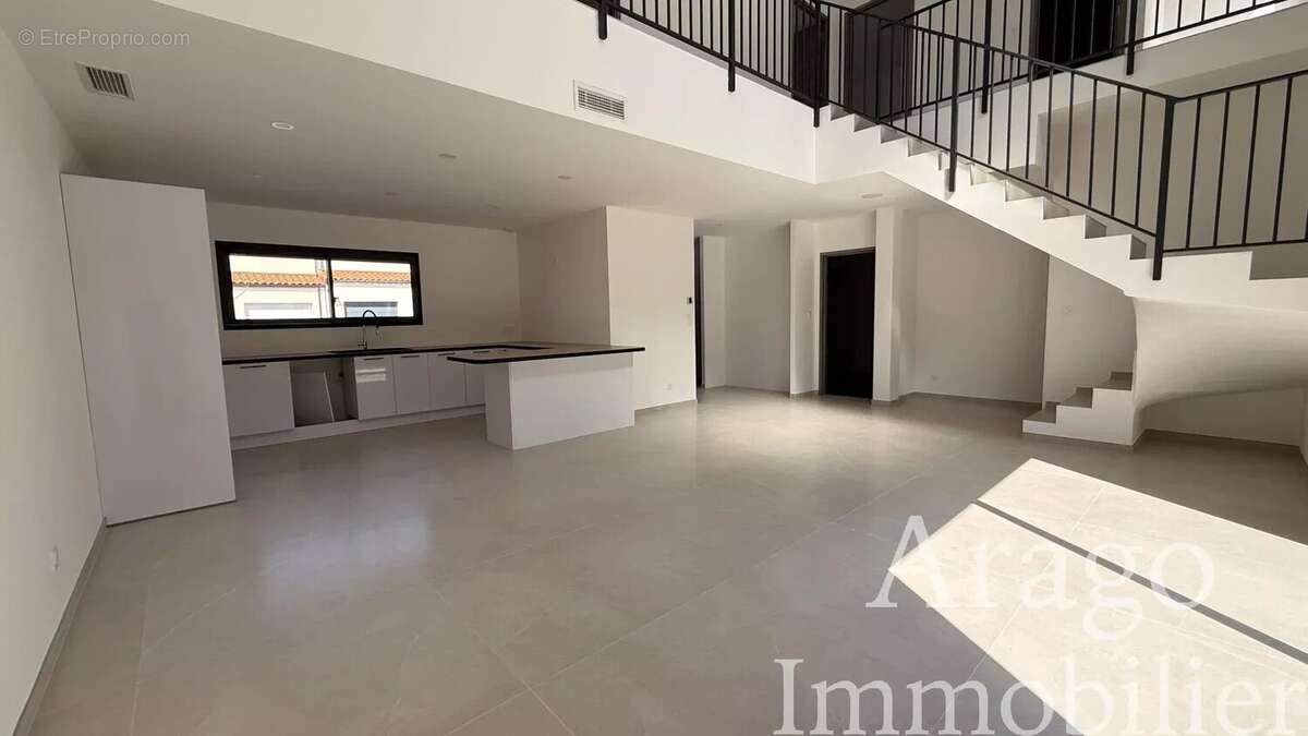 Maison à ESPIRA-DE-L'AGLY