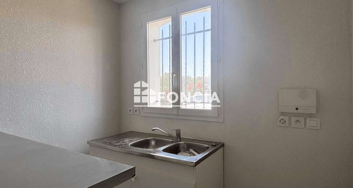 Maison à VILLENEUVE-LES-BEZIERS