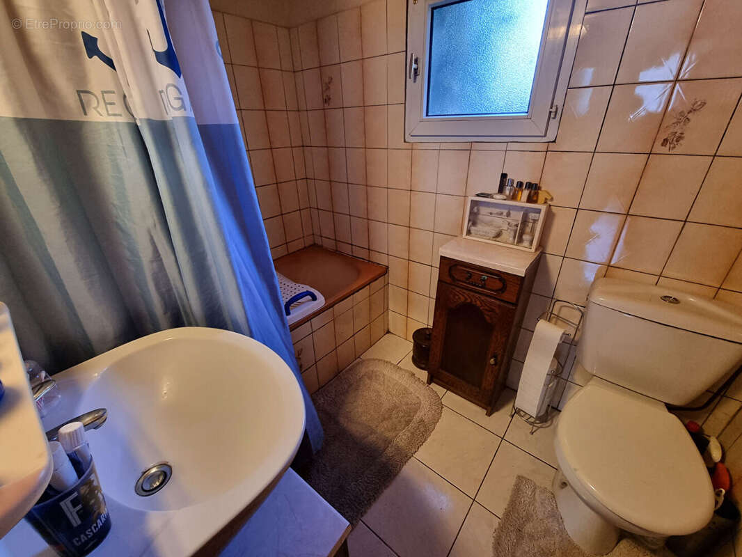 Appartement à LOUARGAT