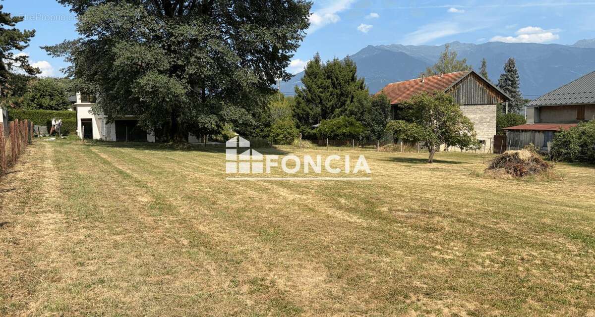 Terrain constructible viabilisé de 769 m² – Mercury - photo 2