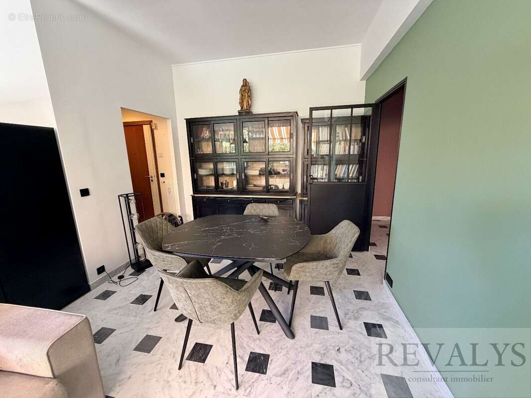 Appartement à CAP-D'AIL
