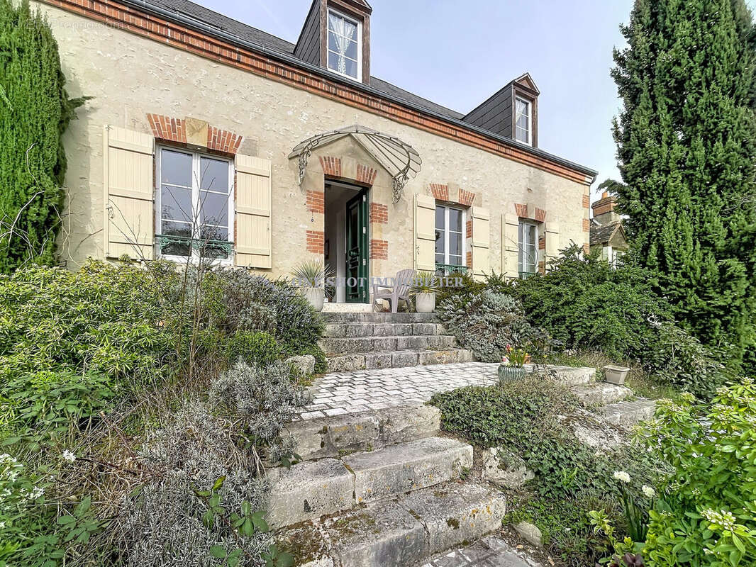 Maison 205 m² à Orleans  - photo 7