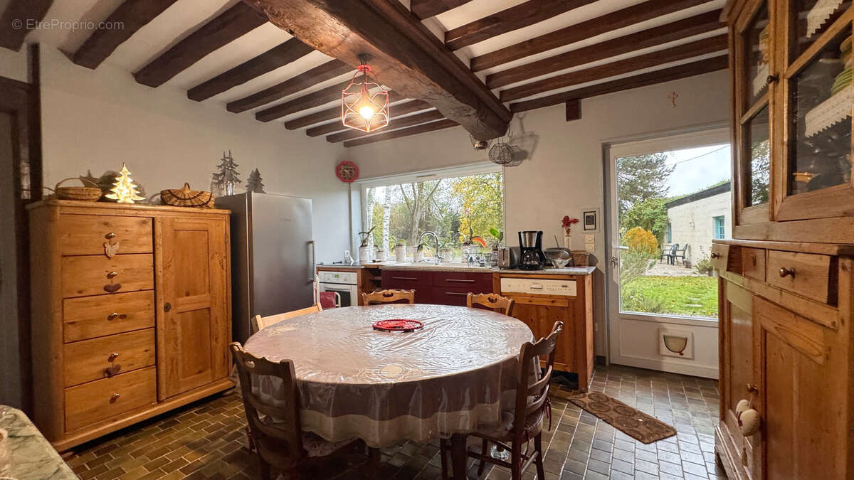 Maison à MEZIDON-CANON