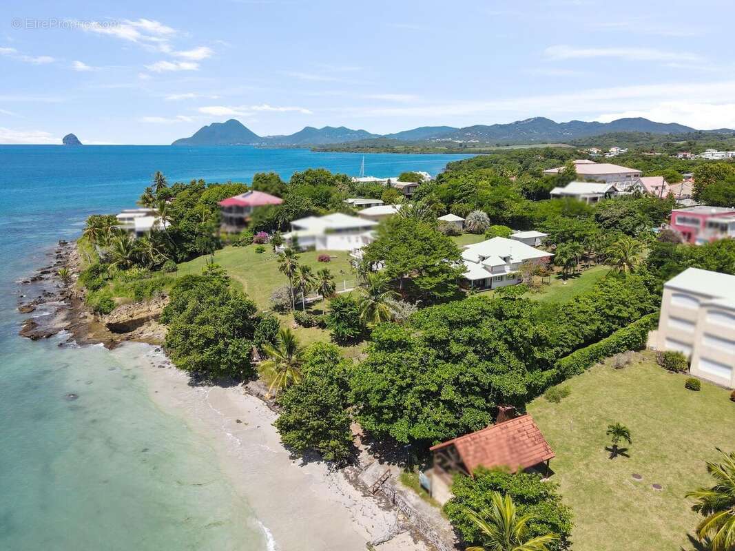 Maison à SAINTE-LUCE