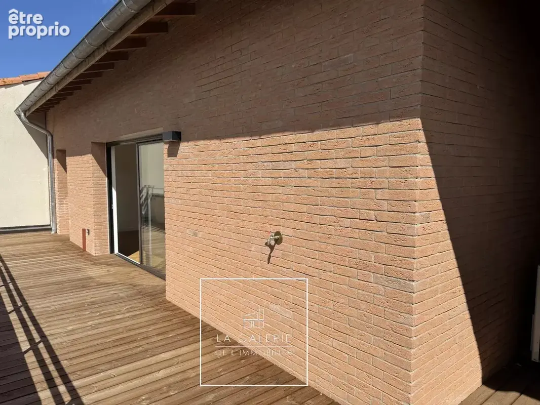 A VENDRE -  SAINT-MICHEL – T4 de 96 m² en dernier étage, 2 terrasses, calme absolu et prestations de qualité - photo 6