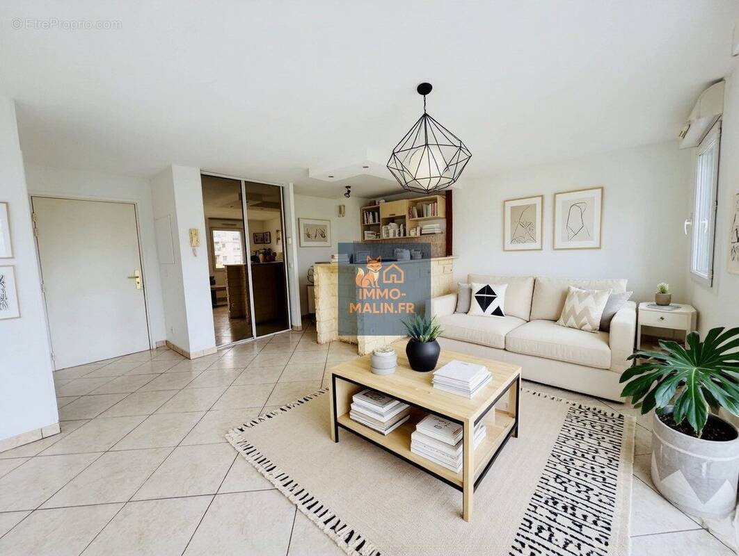 Séjour - Appartement à BOBIGNY