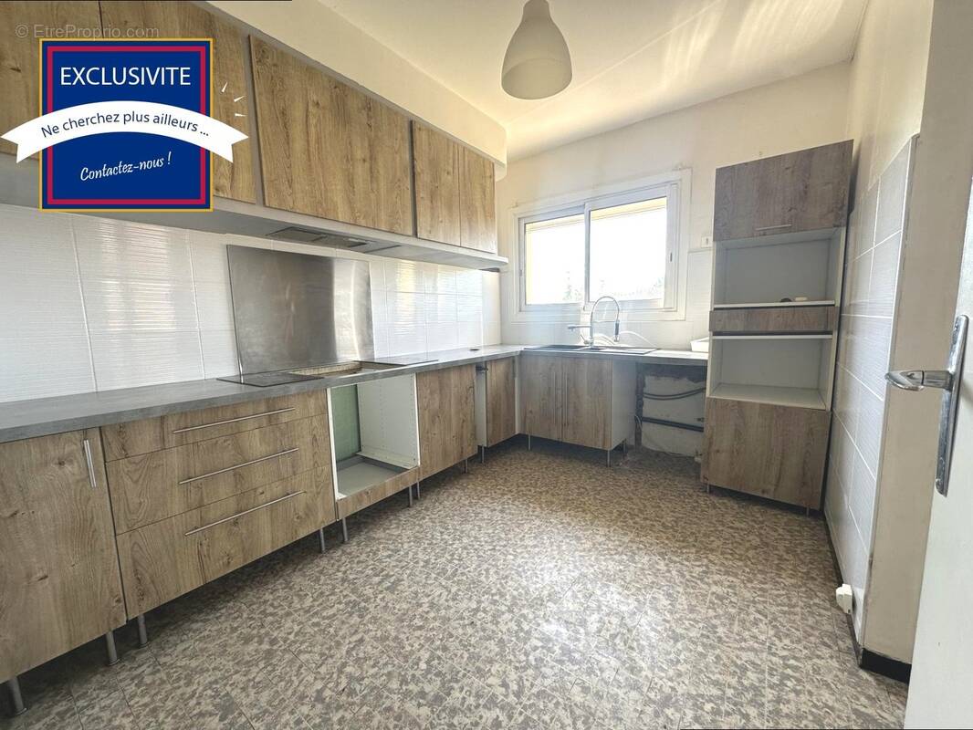 Appartement à VALERGUES