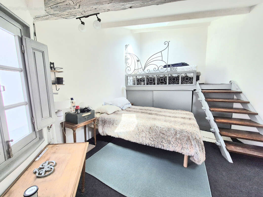 Appartement à HYERES