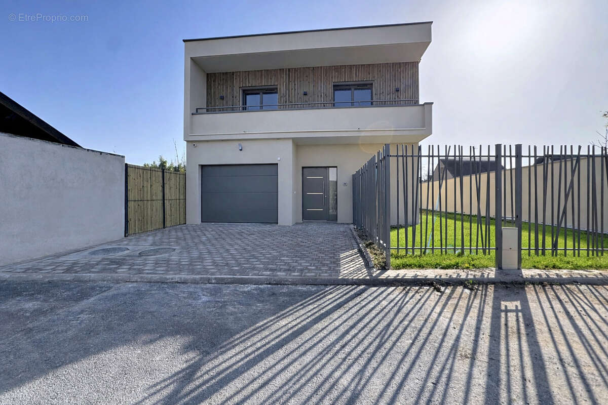 Maison à CORMONTREUIL