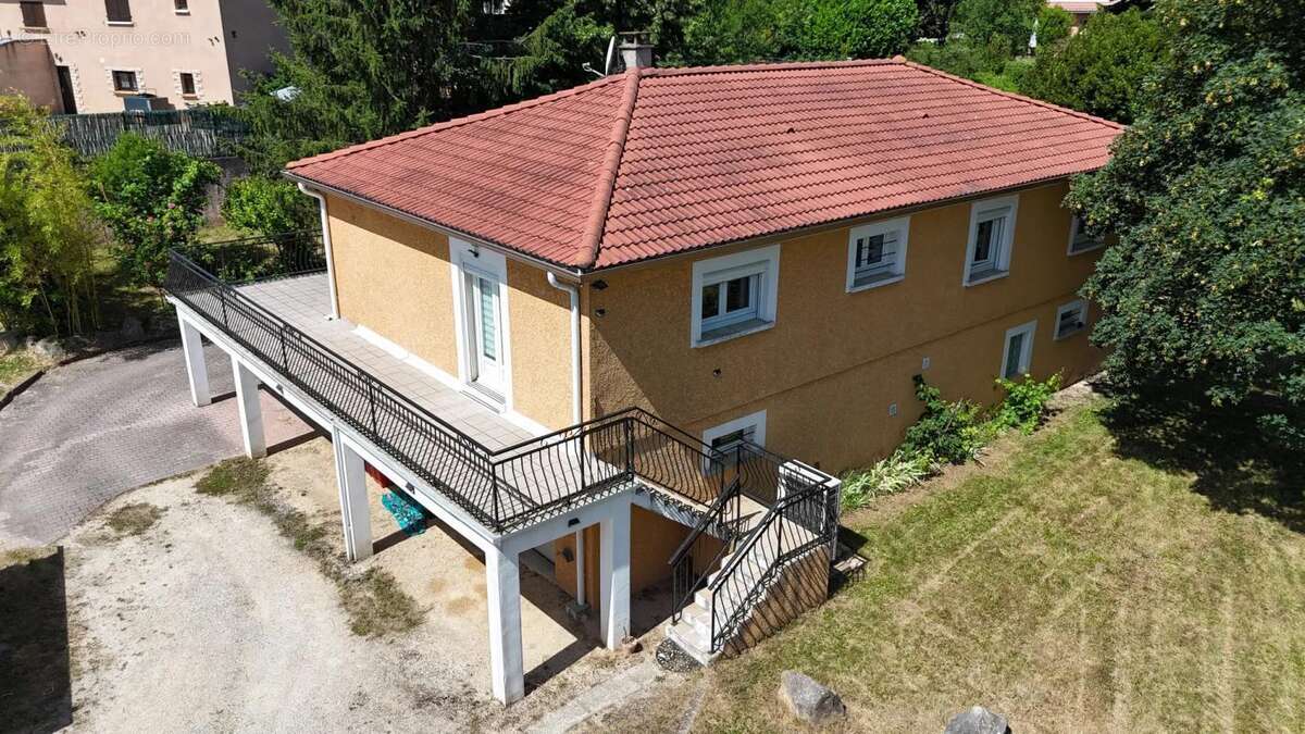Maison à JARDIN
