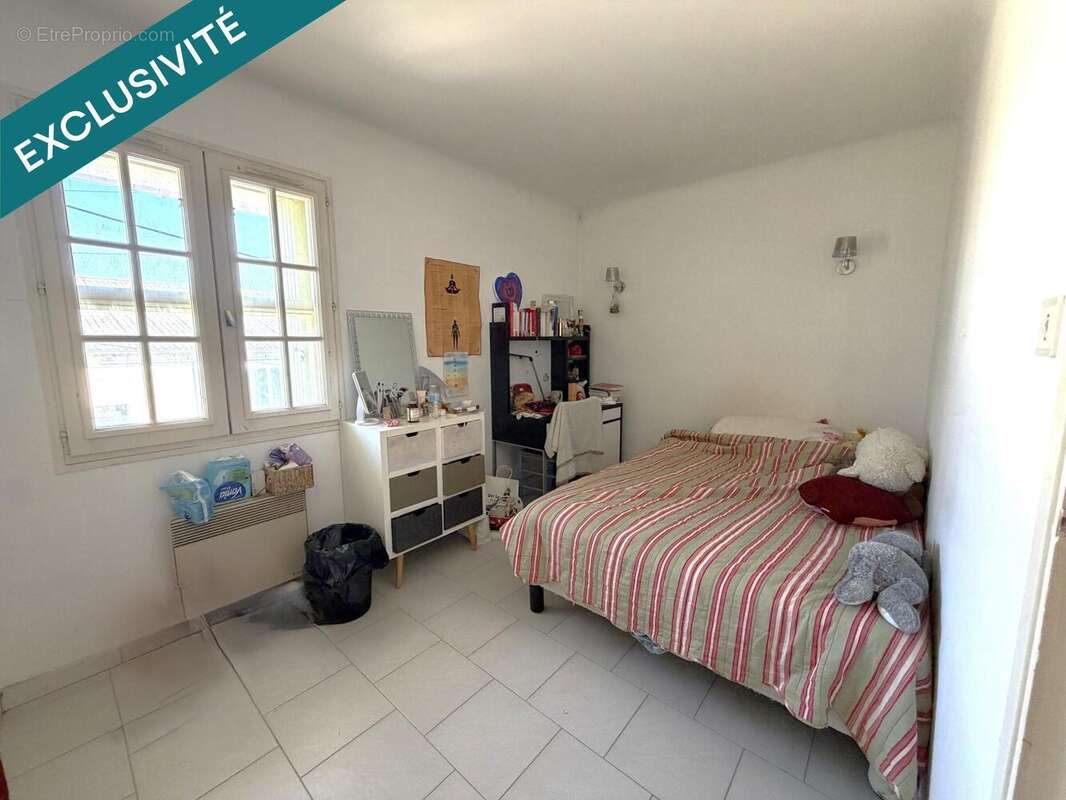 Maison 240 m² à Alleins  - photo 8