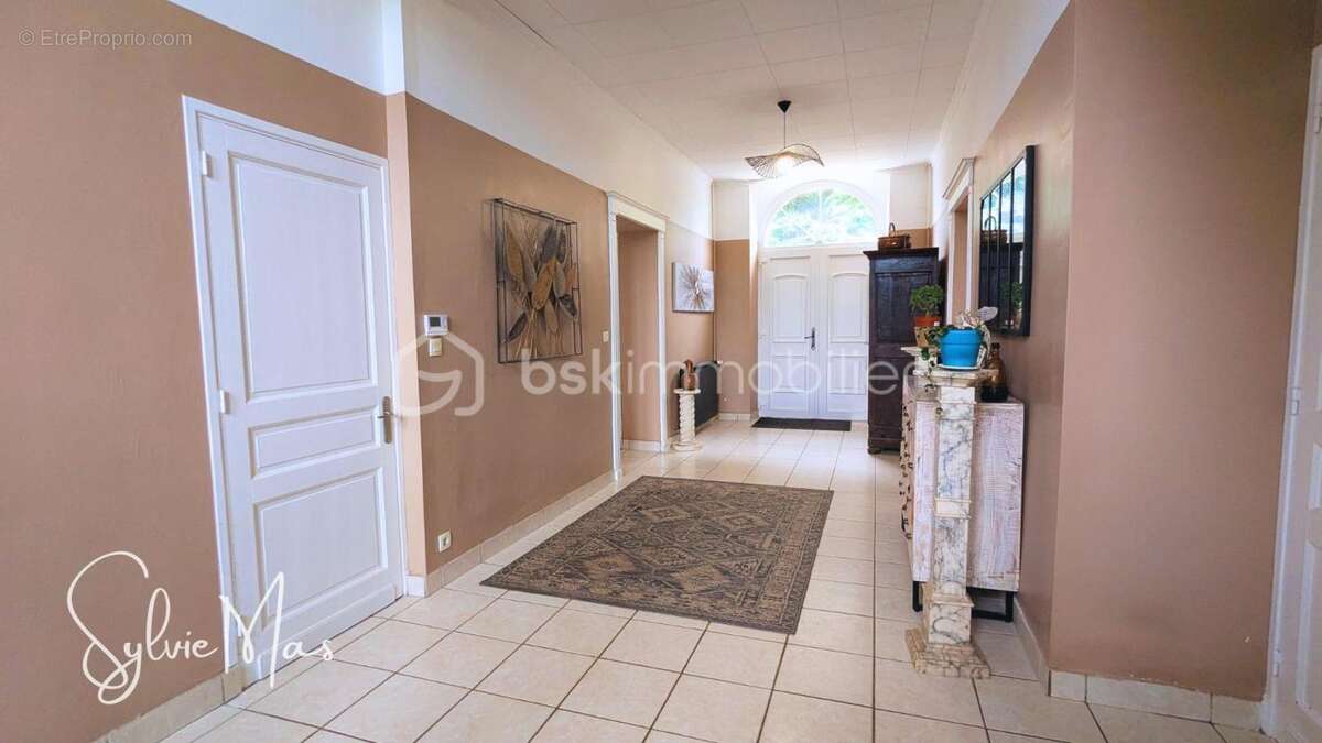 Maison de Maître 264 m² sur 1,2 ha, piscine, panneaux solaires - photo 4