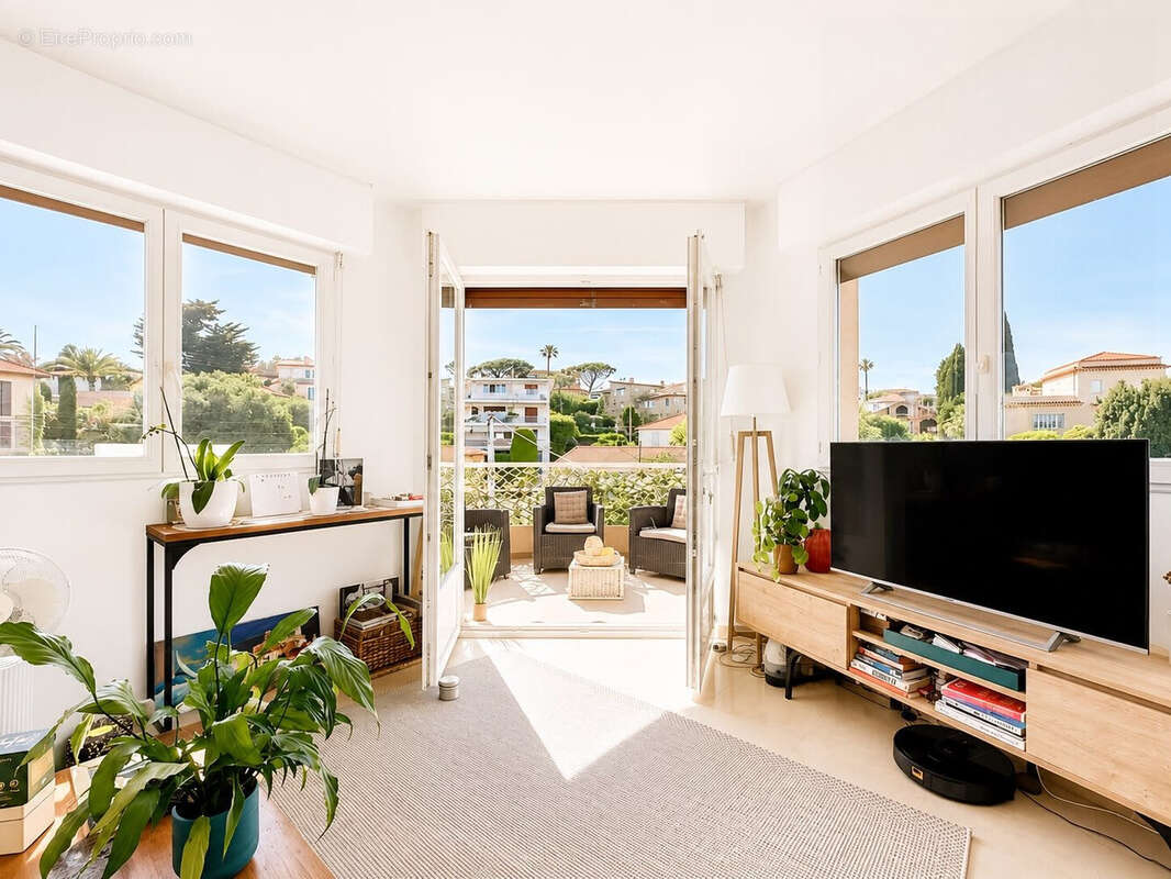 Appartement à LE CANNET