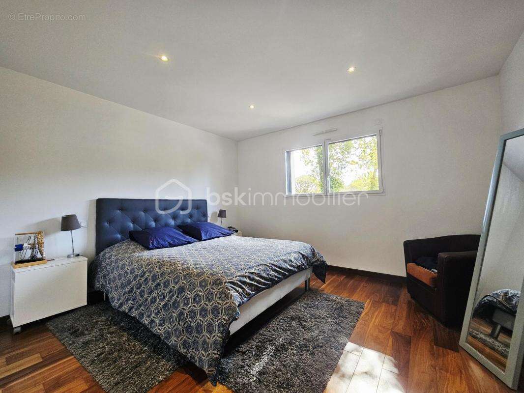 Maison à BAINS-SUR-OUST