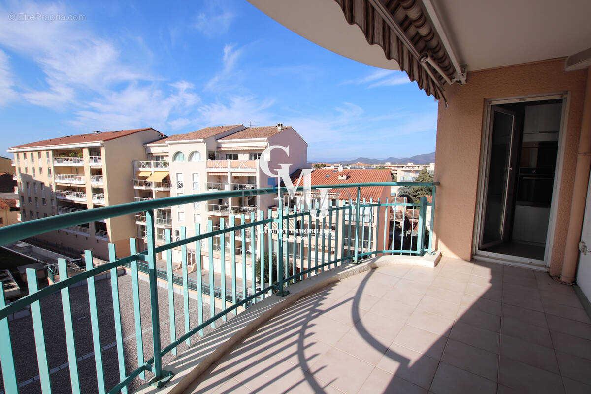 Appartement à SAINT-RAPHAEL